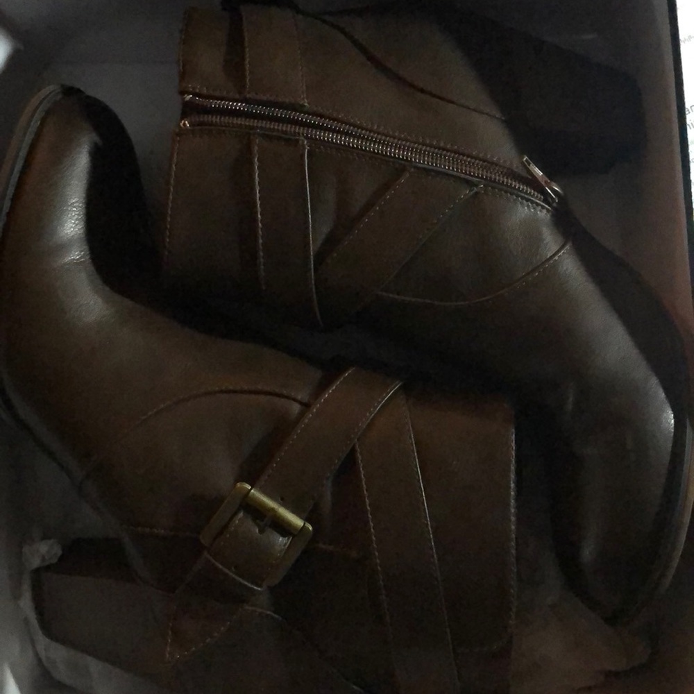Nine West short boots
